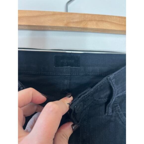 NEW Mother High Waisted Insider Crop Step Fray Stretch Denim Jeans Black Size 25 - Picture 4 of 8